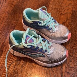 Saucony kids size 12 sneakers. Never worn.
